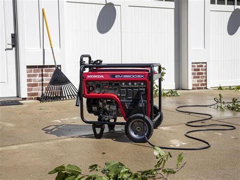 New Honda Power Equipment EM6500SX | Generators in Osseo MN | Red