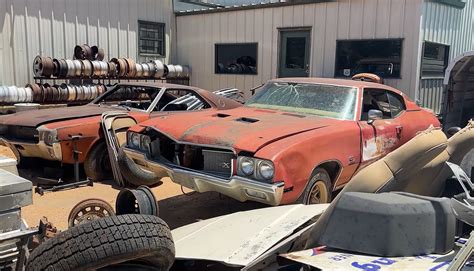 Massive Texas Junkyard Is Home to Thousands of Classics, Rare Gems ...