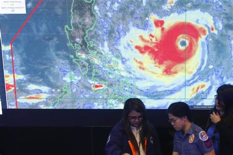 Super Typhoon Mangkhut: Hong Kong ramps up preparations, with clearer ...