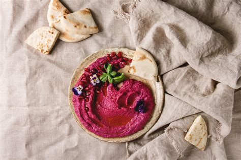 Hearty Beetroot Hummus