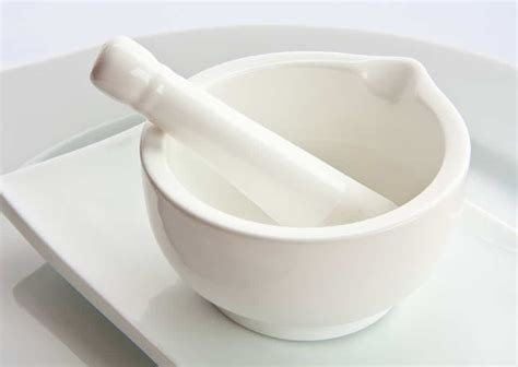 Learn to Use a Mortar and Pestle - PreparednessMama