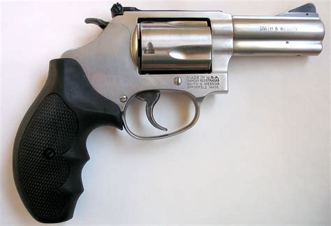 Smith & Wesson Model 60 - Wikipedia