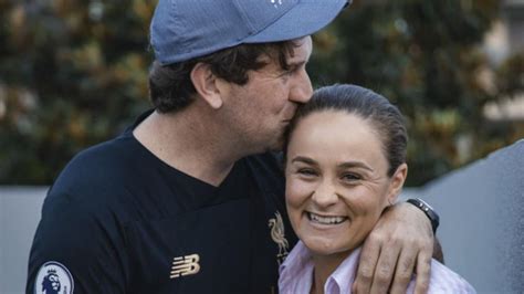 Australian tennis star Ash Barty announces engagement to Garry Kissick | The West Australian