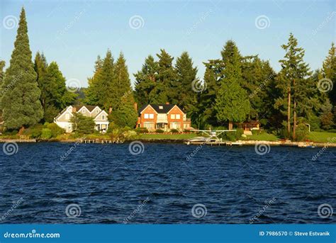 Waterfront Home On Lake Washington Stock Photo - Image: 7986570