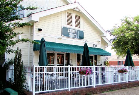 Academy Street Bistro Open Under New Owner – Food Cary