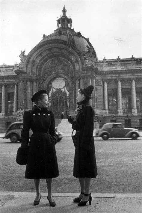 In Photos: Vintage Paris Street Style | Paris street style, Vintage paris, Vintage street fashion