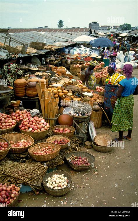 The Dantokpa Market in Cotonou, Benin - one of the largest open air markets in West Africa Stock ...