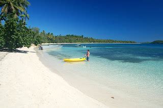 Beautiful beaches of Fiji (10.000+ views!) | Kayaking at the… | Flickr