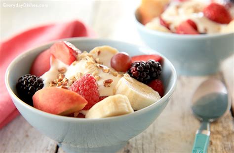 Fruit Breakfast Bowl Recipe – Everyday Dishes