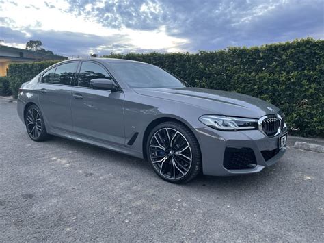 BMW 530e M Sport Review: Luxury sedan with a touch of Electric