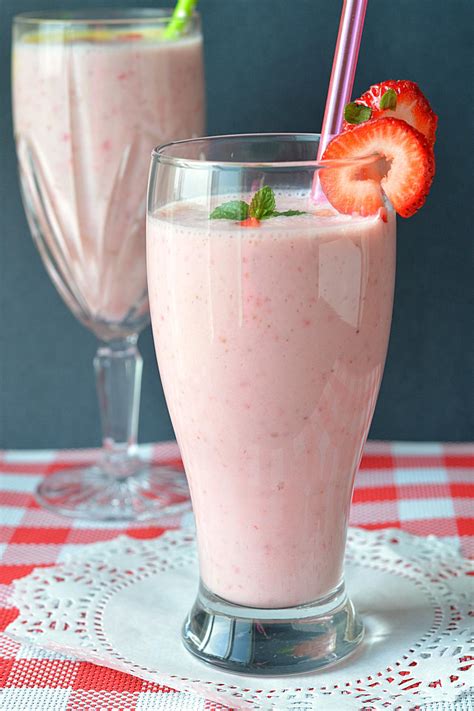 Foodista | Spectacular Start-Your-Day Smoothies