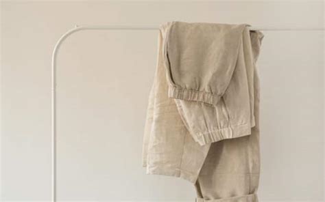 Linen Vs. Cotton Pants (In-Depth Comparison) - [2024]