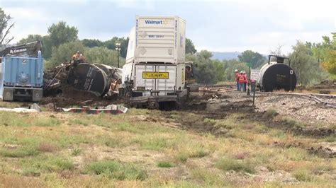 Train derailment: Tracks cleared, cleanup continues east of Bridger - YouTube