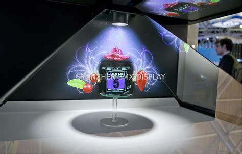 High Resolution holographic pyramids / Hologram Display Showcase For ...