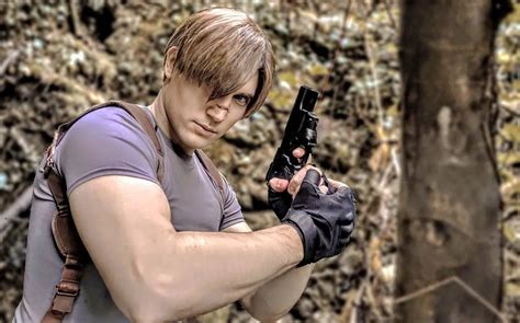 LEON KENNEDY COSPLAY - RESIDENT EVIL 4 by IvanNathanCosplay on DeviantArt