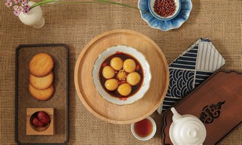 Enjoy a Delicious Glutinous Rice Balls Recipe