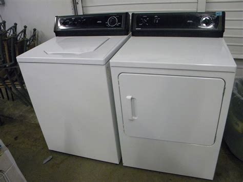 MATCHING HOTPOINT WASHER/DRYER