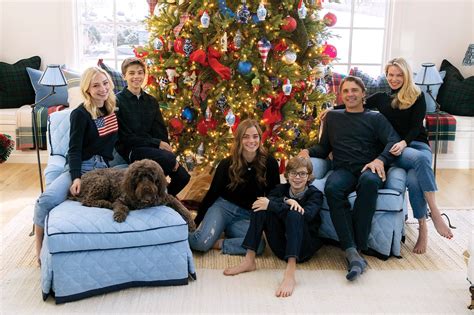 The Taylor family // home for the Holidays — Matt Clayton Photography