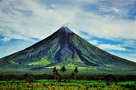 Mayon Volcano | Articles - PuertoParrot.com