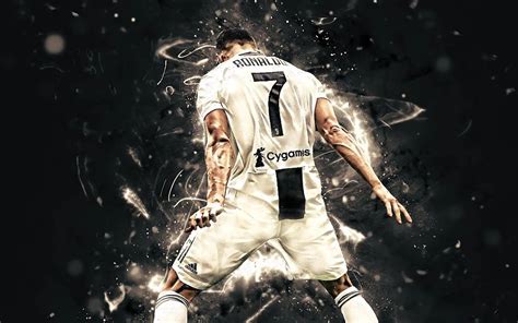 8 Best Cristiano Ronaldo HD Wallpapers 2020 - Free Download