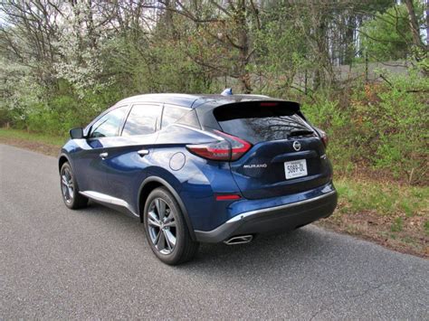 2022 Nissan Murano Road Test and Review | Autobytel