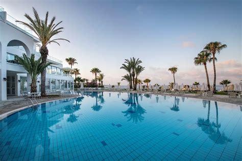 Akti Beach Hotel & Village Resort - Paphos Resort hotels | Jet2holidays