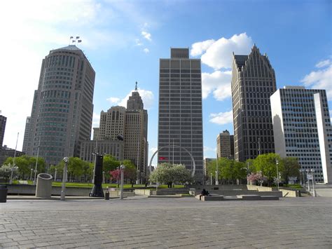 Detroit, MI | Looking back at the Detroit skyline from Hart … | Flickr