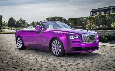 2019 Rolls-Royce Dawn photos - 1/5 - The Car Guide