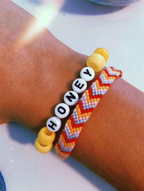 DIY - Salvabrani | Pony bead bracelets, Homemade bracelets, Friendship bracelets diy