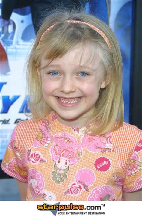 64 best dakota fanning 2003 photos images on Pinterest | Dakota fanning, Hd photos and Cinema