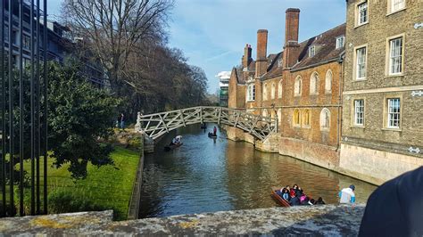 History Bite: The Mathematical Bridge in Cambridge | An Historian About ...