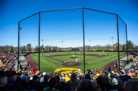 Nebraska Baseball: Conference-only schedule is finally hot off the presses