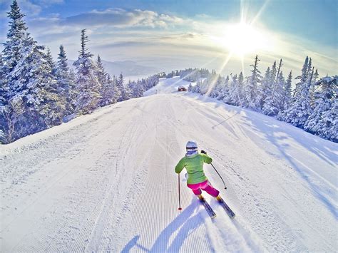 Ski and Stay at the Golden Eagle Resort in Stowe, Vermont! Japan Ski ...