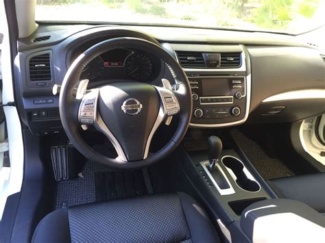 2016 Nissan Altima 2.5 SR - HD Road Test Review + Drive Video » CAR ...