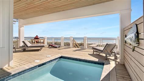 Pier Park Paradise | Panama City Beach, FL | Holiday Beach Rentals