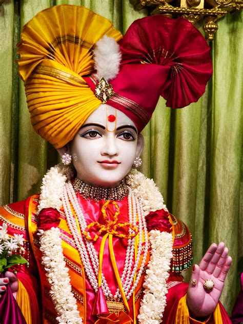 28 April 2013 - HH Pramukh Swami Maharaj's Vicharan, Ahmedabad, India