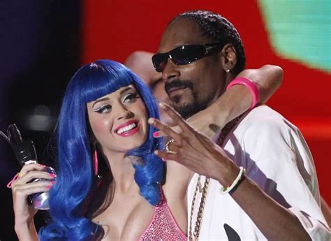 Snoop Dogg Reveals He Walked In On Naked Katy Perry