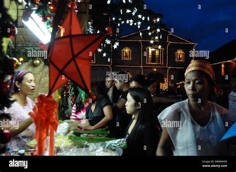 Simbang gabi philippines hi-res stock photography and images - Alamy