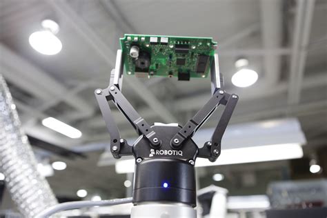 The 2-Finger 140 Adaptive Robot Gripper Now Commercially Available!