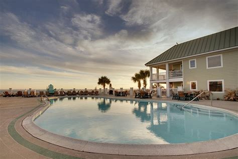 Islander Hotel & Resort Pool: Pictures & Reviews - Tripadvisor