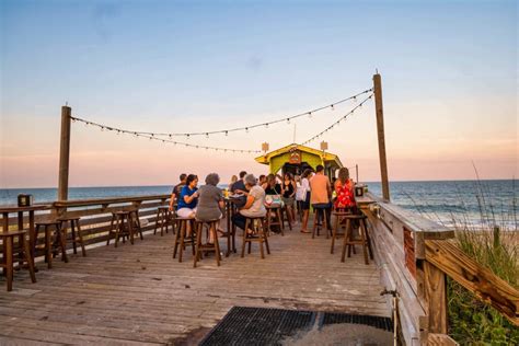 11 BEST Carolina Beach Restaurants to Try - Lost In The Carolinas