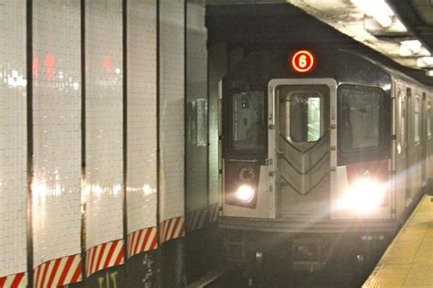 Person Struck by 5 Train at Brooklyn Bridge-City Hall Station, MTA Says - Civic Center - DNAinfo ...