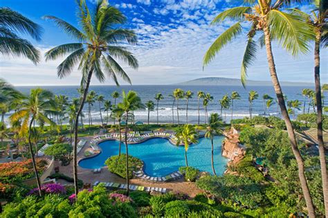 Hyatt Regency Maui Resort And Spa: Pool & Spa Day Pass Lahaina | ResortPass