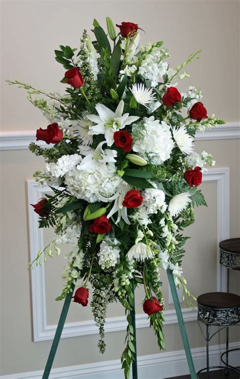 Common Flowers Used In Funeral Arrangements / 8 Common Mistakes ...