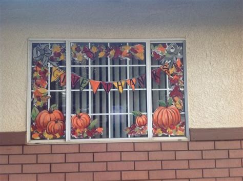 60 Halloween Window Décor Ideas to Allow the Halloween Fun | Fall window painting, Window ...