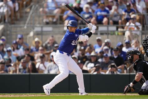 Shohei Ohtani shows he's 'built differently' in Dodgers exhibition