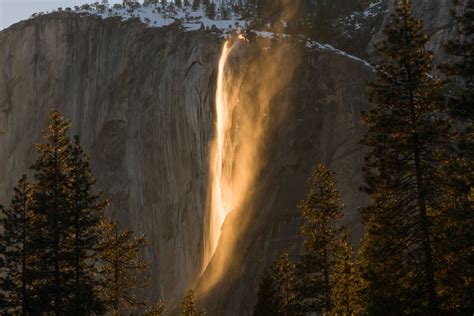 When and How to See Yosemite's Waterfalls