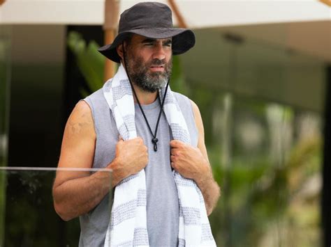 Bobby Cannavale Chose His 'Nine Perfect Strangers' Character's Clothes - Business Insider