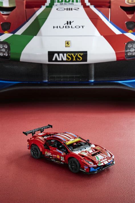 Lego Technic Ferrari 488 GTE AF Corse 11 - Paul Tan's Automotive News