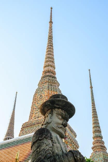 Premium Photo | Temple of the emerald buddha and grand palace bangkok